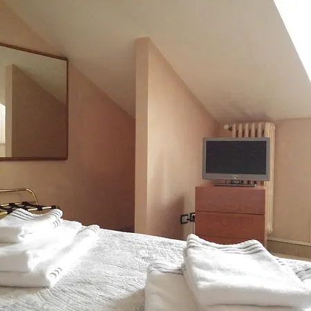 Guest house Affittacamere Parella *